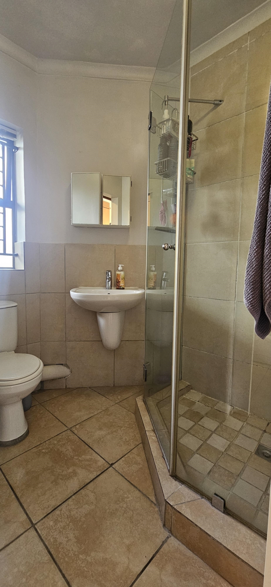 To Let 1 Bedroom Property for Rent in Dennesig Western Cape
